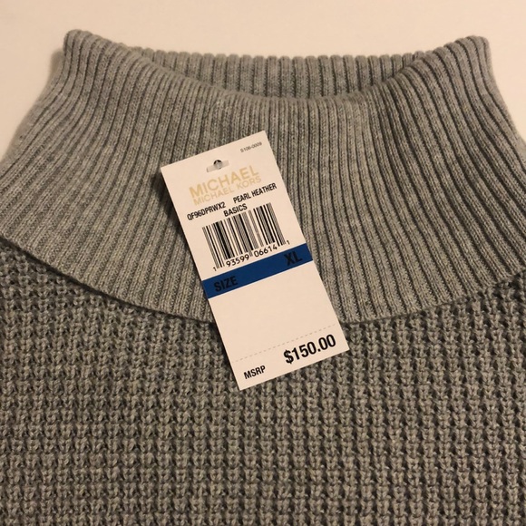 Michael Kors Pearl Heather Turtleneck - Picture 4 of 11